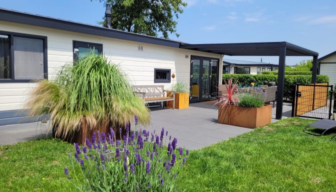 Überdachte Terrasse